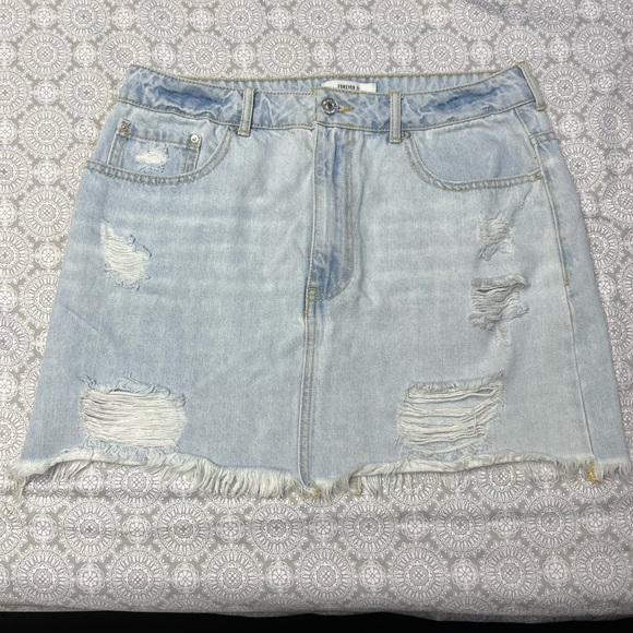 Forever 21 Dresses & Skirts - Light Blue denim skirt, size US 29